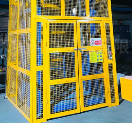 万冲镇货梯可以安装在室外吗