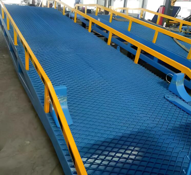 万冲镇移动式液压登车桥